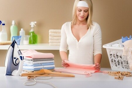 Как гладить и стирать вещи новорожденному
